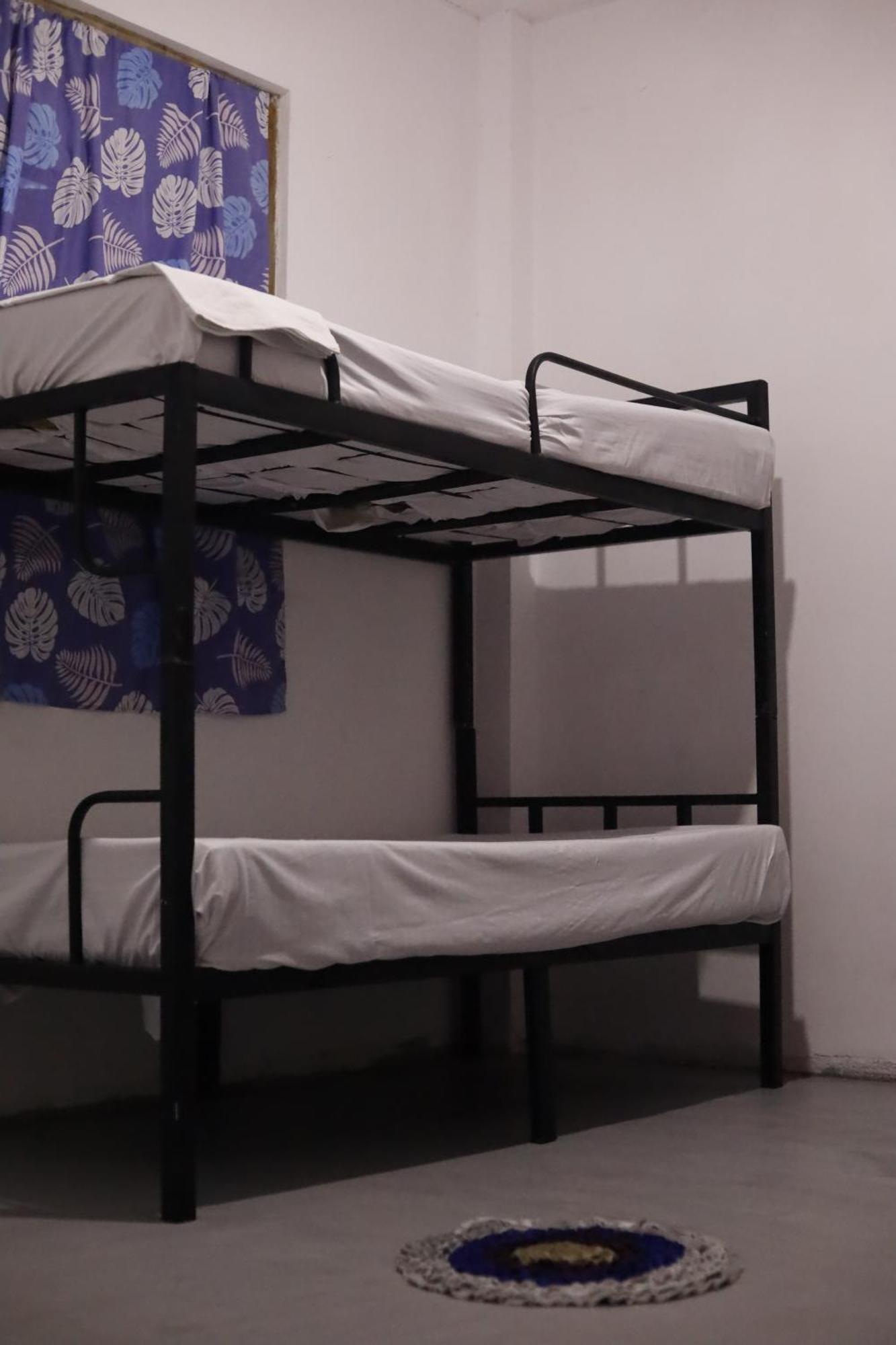 Хостел Bed & Baggage Елла Екстер'єр фото
